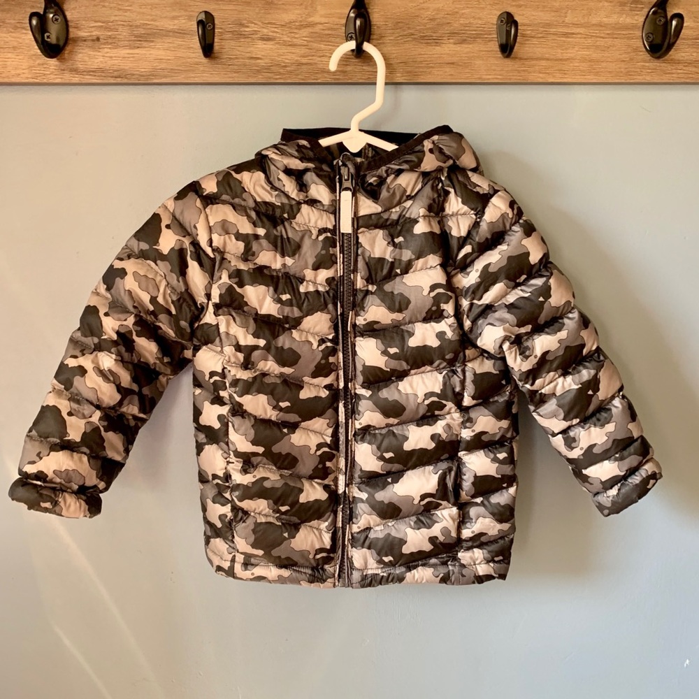 lightweight camo puffer jacket 4T
